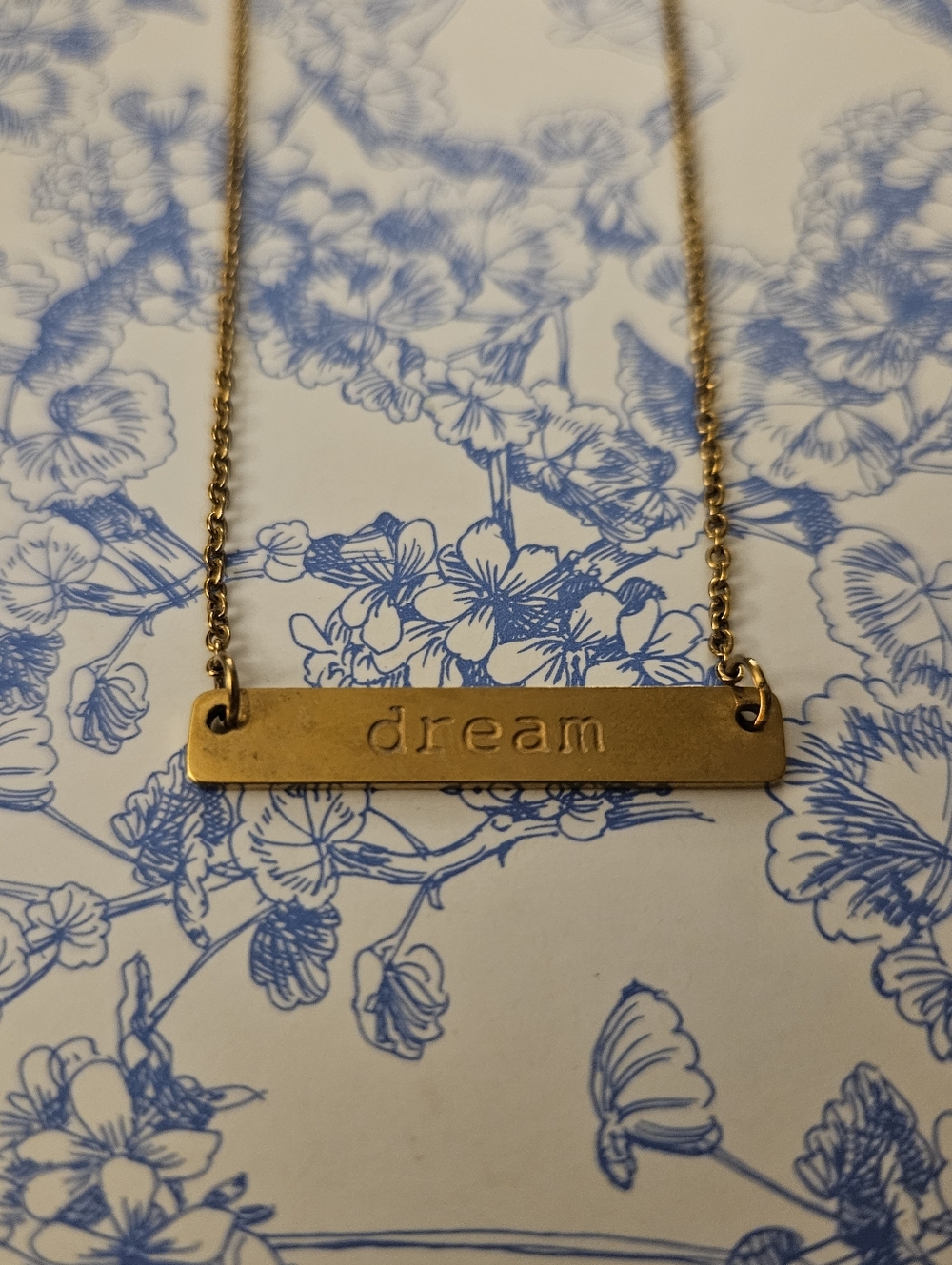 Jook & Nona “Dream” Bar Necklace 18K Gold Plated | Minimalist Word Necklace